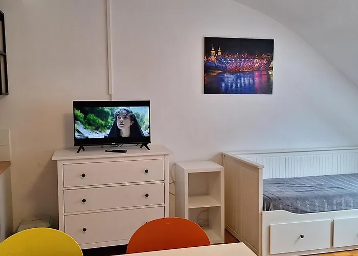 Flataid Obere Bahnstrasse - Grazer Messe 公寓 *